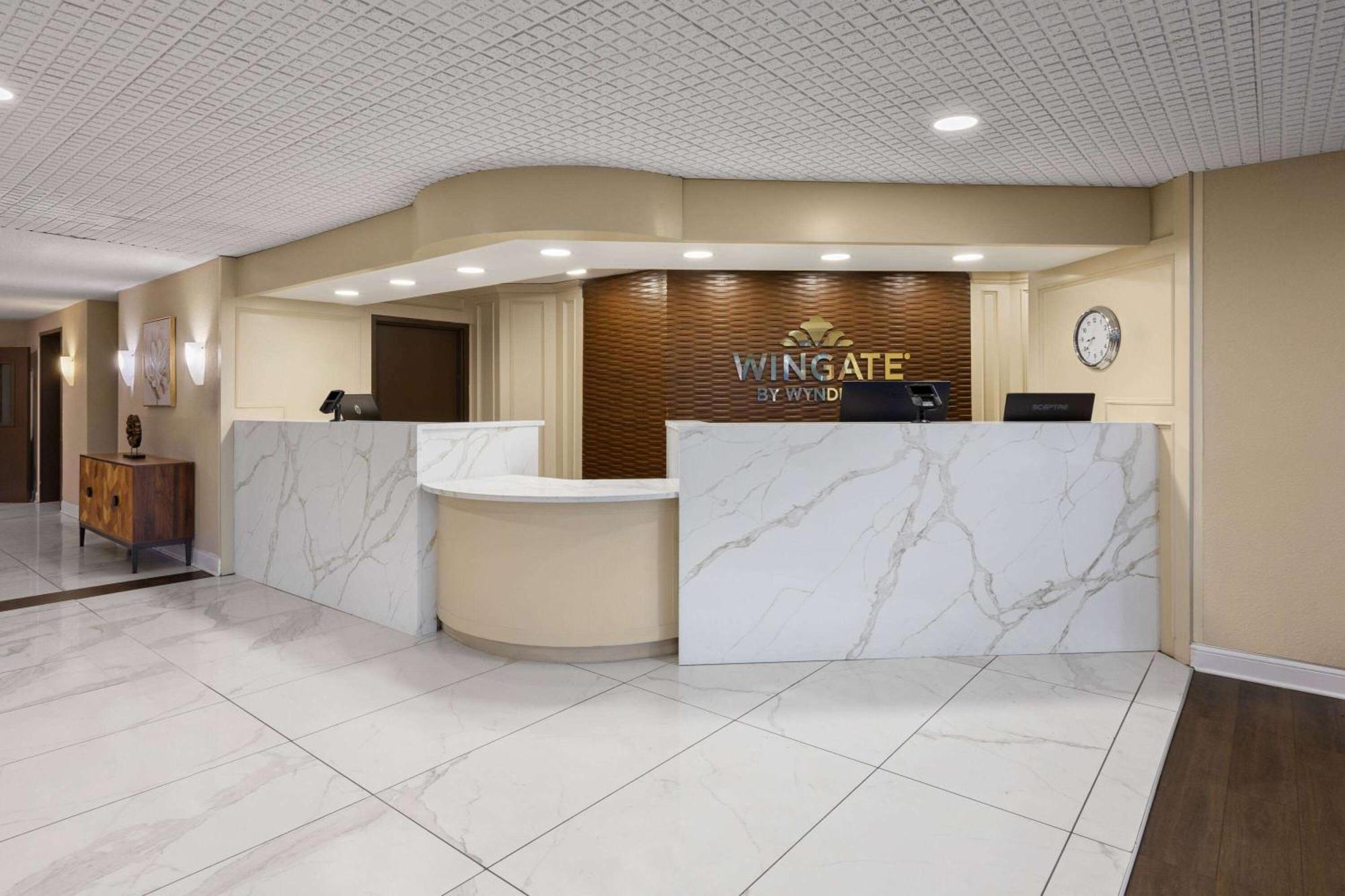 Wingate By Wyndham Troy Hotel Buitenkant foto