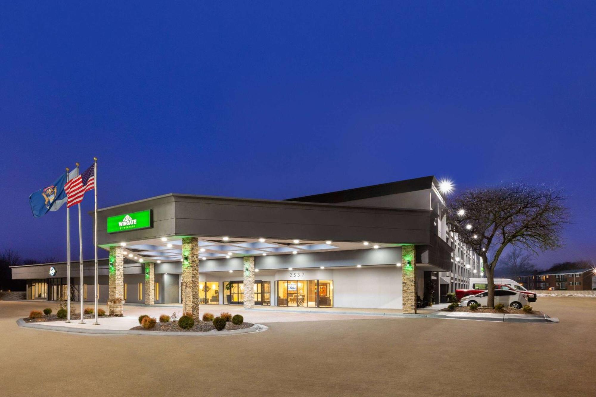 Wingate By Wyndham Troy Hotel Buitenkant foto